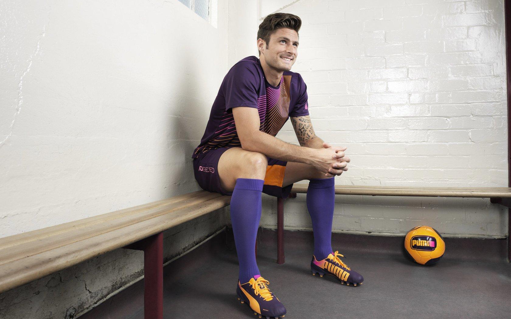 斯坦福桥深陷红牌漩涡，切尔西连续四场染红创尴尬纪录